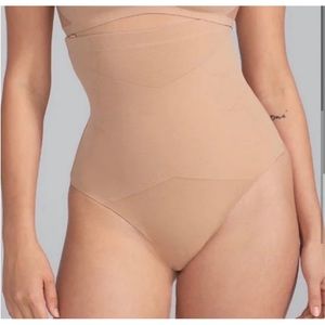 HoneyLove SuperPower Thong in Sand size M